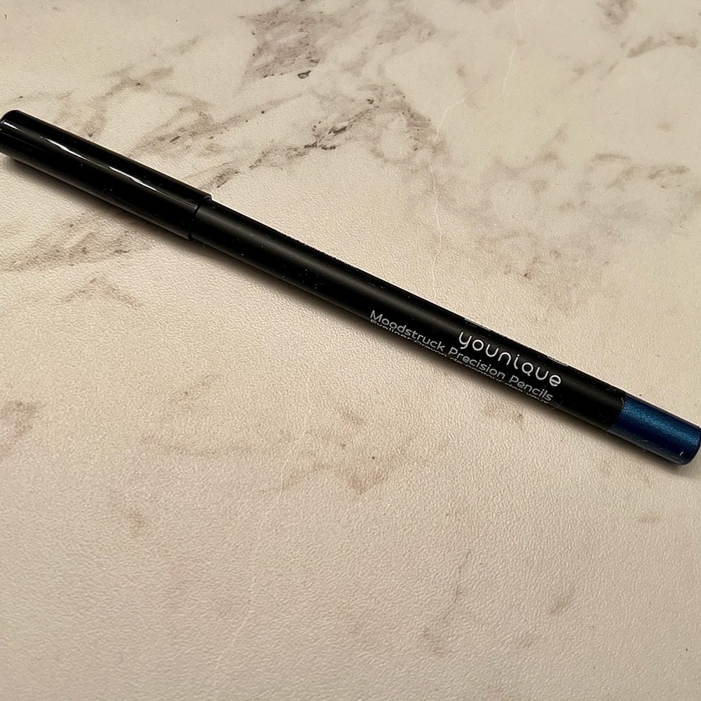 Younique Moonstruck Precision Eyeliner - Polar